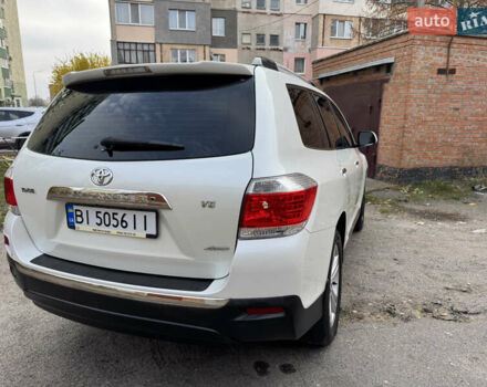 Белый Тойота Хайлендер, объемом двигателя 3.46 л и пробегом 172 тыс. км за 22000 $, фото 12 на Automoto.ua