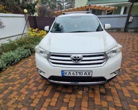 Білий Тойота Хайлендер, об'ємом двигуна 0 л та пробігом 267 тис. км за 391 $, фото 1 на Automoto.ua