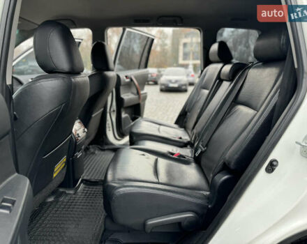 Белый Тойота Хайлендер, объемом двигателя 3.46 л и пробегом 200 тыс. км за 14999 $, фото 56 на Automoto.ua