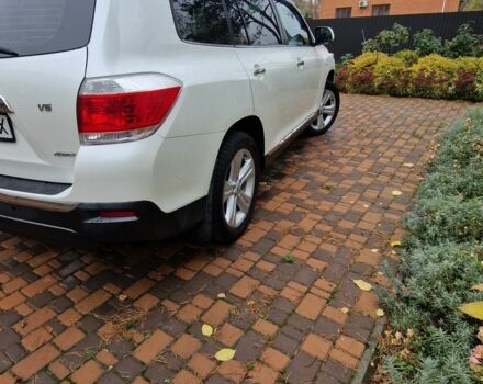 Білий Тойота Хайлендер, об'ємом двигуна 0 л та пробігом 267 тис. км за 391 $, фото 10 на Automoto.ua