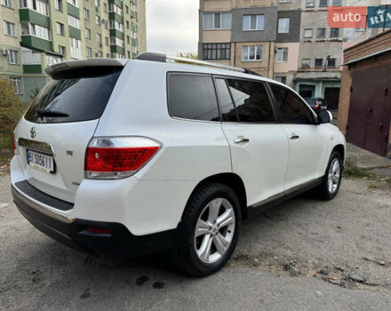 Белый Тойота Хайлендер, объемом двигателя 3.46 л и пробегом 172 тыс. км за 22000 $, фото 13 на Automoto.ua