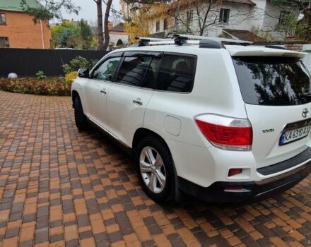 Білий Тойота Хайлендер, об'ємом двигуна 0 л та пробігом 267 тис. км за 391 $, фото 3 на Automoto.ua
