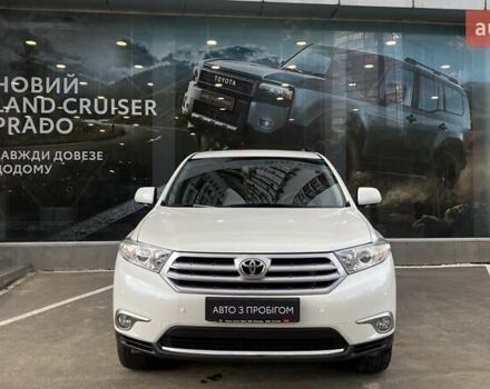 Белый Тойота Хайлендер, объемом двигателя 3.46 л и пробегом 28 тыс. км за 25622 $, фото 4 на Automoto.ua