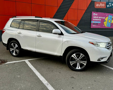 Білий Тойота Хайлендер, об'ємом двигуна 3.46 л та пробігом 175 тис. км за 16500 $, фото 8 на Automoto.ua