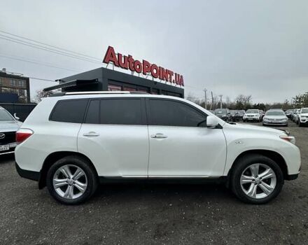 Белый Тойота Хайлендер, объемом двигателя 3.46 л и пробегом 199 тыс. км за 18000 $, фото 4 на Automoto.ua
