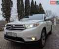 Белый Тойота Хайлендер, объемом двигателя 3.46 л и пробегом 174 тыс. км за 18000 $, фото 1 на Automoto.ua