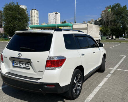 Білий Тойота Хайлендер, об'ємом двигуна 3.46 л та пробігом 174 тис. км за 18000 $, фото 14 на Automoto.ua