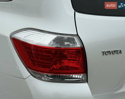 Белый Тойота Хайлендер, объемом двигателя 3.46 л и пробегом 200 тыс. км за 14999 $, фото 39 на Automoto.ua