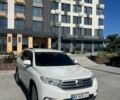 Білий Тойота Хайлендер, об'ємом двигуна 3.46 л та пробігом 250 тис. км за 17500 $, фото 1 на Automoto.ua