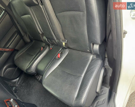 Белый Тойота Хайлендер, объемом двигателя 3.46 л и пробегом 172 тыс. км за 22000 $, фото 24 на Automoto.ua