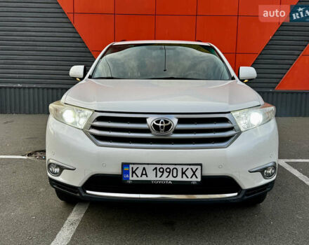 Білий Тойота Хайлендер, об'ємом двигуна 3.46 л та пробігом 175 тис. км за 16500 $, фото 4 на Automoto.ua