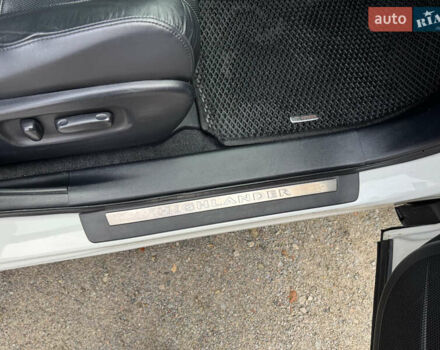 Белый Тойота Хайлендер, объемом двигателя 3.46 л и пробегом 172 тыс. км за 22000 $, фото 32 на Automoto.ua