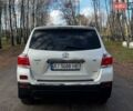 Белый Тойота Хайлендер, объемом двигателя 3.46 л и пробегом 207 тыс. км за 16850 $, фото 12 на Automoto.ua