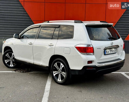 Білий Тойота Хайлендер, об'ємом двигуна 3.46 л та пробігом 175 тис. км за 16500 $, фото 14 на Automoto.ua