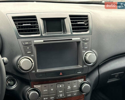 Белый Тойота Хайлендер, объемом двигателя 3.46 л и пробегом 200 тыс. км за 14999 $, фото 72 на Automoto.ua