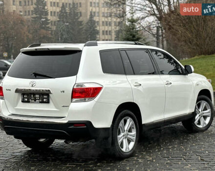 Белый Тойота Хайлендер, объемом двигателя 3.46 л и пробегом 205 тыс. км за 14200 $, фото 22 на Automoto.ua