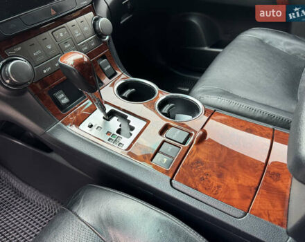 Белый Тойота Хайлендер, объемом двигателя 3.46 л и пробегом 172 тыс. км за 22000 $, фото 15 на Automoto.ua