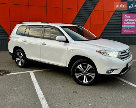 Білий Тойота Хайлендер, об'ємом двигуна 3.46 л та пробігом 175 тис. км за 16100 $, фото 7 на Automoto.ua