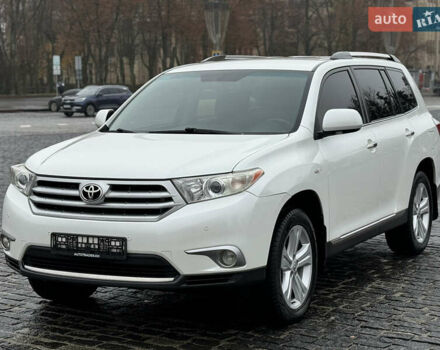 Белый Тойота Хайлендер, объемом двигателя 3.46 л и пробегом 200 тыс. км за 14999 $, фото 8 на Automoto.ua