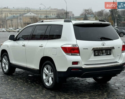 Белый Тойота Хайлендер, объемом двигателя 3.46 л и пробегом 200 тыс. км за 14999 $, фото 18 на Automoto.ua