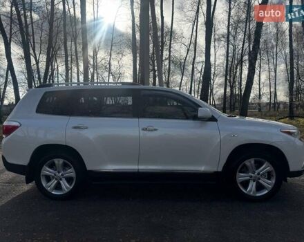 Белый Тойота Хайлендер, объемом двигателя 3.46 л и пробегом 207 тыс. км за 16850 $, фото 10 на Automoto.ua