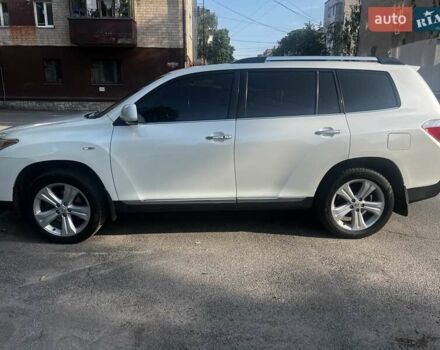 Белый Тойота Хайлендер, объемом двигателя 3.46 л и пробегом 206 тыс. км за 20800 $, фото 12 на Automoto.ua