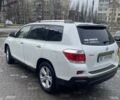Белый Тойота Хайлендер, объемом двигателя 3.5 л и пробегом 280 тыс. км за 18000 $, фото 4 на Automoto.ua