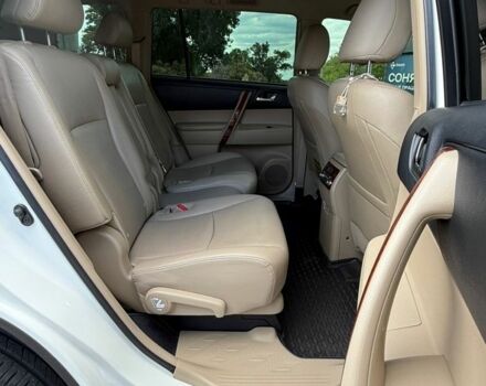 Белый Тойота Хайлендер, объемом двигателя 3.5 л и пробегом 95 тыс. км за 23500 $, фото 18 на Automoto.ua