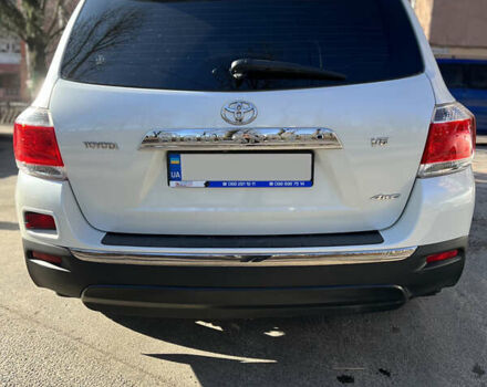 Белый Тойота Хайлендер, объемом двигателя 3.5 л и пробегом 168 тыс. км за 20500 $, фото 6 на Automoto.ua