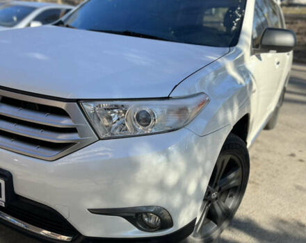 Белый Тойота Хайлендер, объемом двигателя 3.5 л и пробегом 168 тыс. км за 20500 $, фото 8 на Automoto.ua