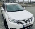 Білий Тойота Хайлендер, об'ємом двигуна 3.46 л та пробігом 170 тис. км за 19000 $, фото 3 на Automoto.ua