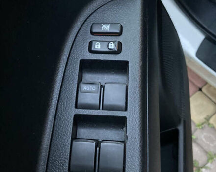 Білий Тойота Хайлендер, об'ємом двигуна 3.46 л та пробігом 156 тис. км за 16499 $, фото 6 на Automoto.ua