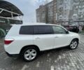 Белый Тойота Хайлендер, объемом двигателя 3.5 л и пробегом 280 тыс. км за 18000 $, фото 1 на Automoto.ua