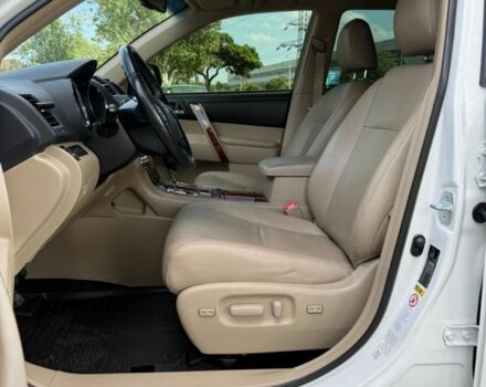 Белый Тойота Хайлендер, объемом двигателя 3.5 л и пробегом 95 тыс. км за 23500 $, фото 10 на Automoto.ua