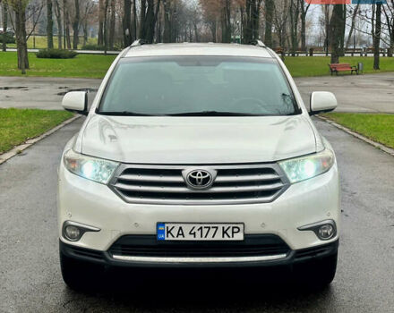 Белый Тойота Хайлендер, объемом двигателя 3.5 л и пробегом 199 тыс. км за 16800 $, фото 7 на Automoto.ua