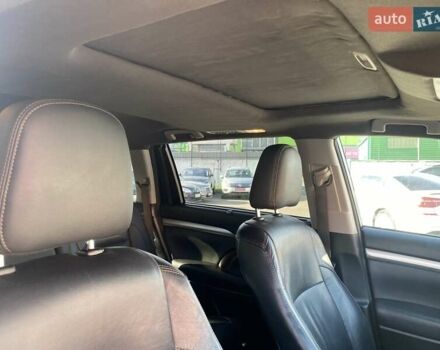 Белый Тойота Хайлендер, объемом двигателя 3.5 л и пробегом 252 тыс. км за 20990 $, фото 17 на Automoto.ua