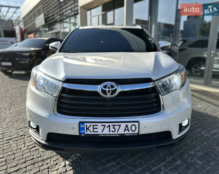 Білий Тойота Хайлендер, об'ємом двигуна 3.55 л та пробігом 120 тис. км за 21000 $, фото 1 на Automoto.ua