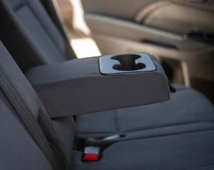 Белый Тойота Хайлендер, объемом двигателя 3.5 л и пробегом 392 тыс. км за 19500 $, фото 12 на Automoto.ua