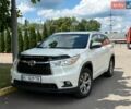 Білий Тойота Хайлендер, об'ємом двигуна 3.46 л та пробігом 253 тис. км за 17900 $, фото 1 на Automoto.ua