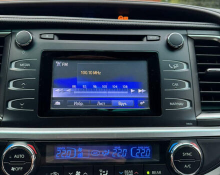 Белый Тойота Хайлендер, объемом двигателя 3.46 л и пробегом 245 тыс. км за 23500 $, фото 38 на Automoto.ua