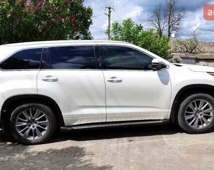 Белый Тойота Хайлендер, объемом двигателя 3.5 л и пробегом 88 тыс. км за 29000 $, фото 22 на Automoto.ua