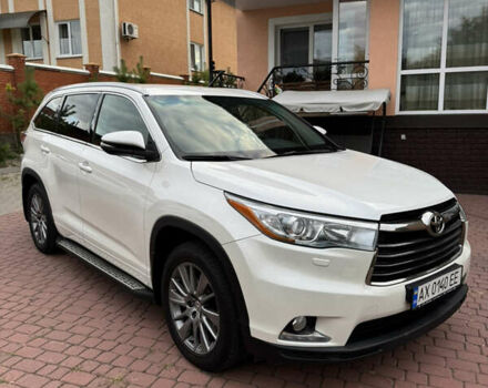 Белый Тойота Хайлендер, объемом двигателя 3.46 л и пробегом 245 тыс. км за 23500 $, фото 1 на Automoto.ua