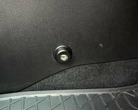 Белый Тойота Хайлендер, объемом двигателя 3.46 л и пробегом 245 тыс. км за 23500 $, фото 40 на Automoto.ua