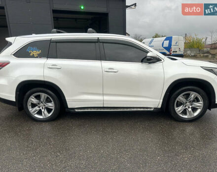 Білий Тойота Хайлендер, об'ємом двигуна 3.55 л та пробігом 190 тис. км за 24300 $, фото 7 на Automoto.ua