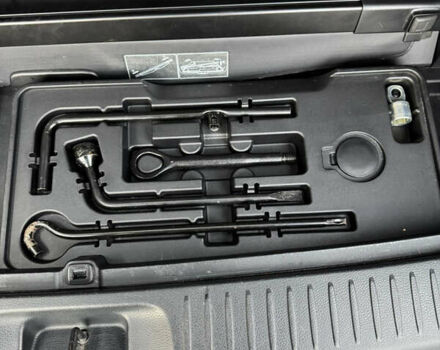 Белый Тойота Хайлендер, объемом двигателя 3.46 л и пробегом 245 тыс. км за 23500 $, фото 47 на Automoto.ua