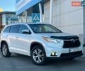 Белый Тойота Хайлендер, объемом двигателя 3.5 л и пробегом 253 тыс. км за 18590 $, фото 1 на Automoto.ua