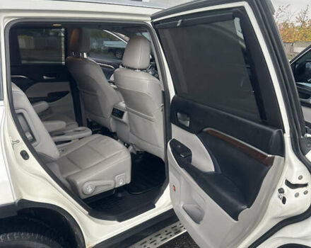 Білий Тойота Хайлендер, об'ємом двигуна 3.55 л та пробігом 190 тис. км за 24300 $, фото 30 на Automoto.ua