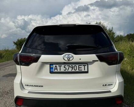 Білий Тойота Хайлендер, об'ємом двигуна 3.46 л та пробігом 210 тис. км за 19800 $, фото 24 на Automoto.ua