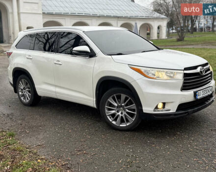 Белый Тойота Хайлендер, объемом двигателя 2.67 л и пробегом 152 тыс. км за 22800 $, фото 4 на Automoto.ua