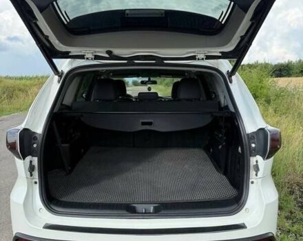 Белый Тойота Хайлендер, объемом двигателя 3.5 л и пробегом 210 тыс. км за 19800 $, фото 13 на Automoto.ua